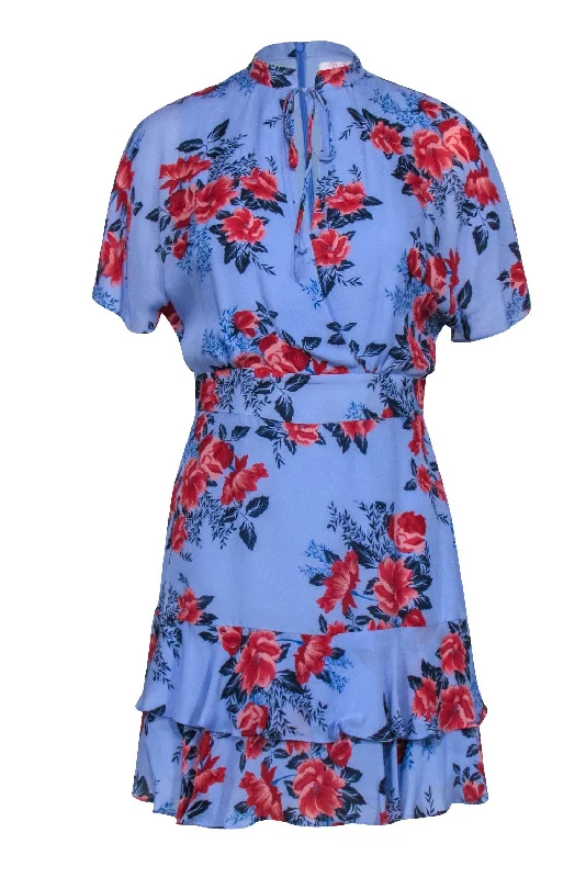 Plus Size Women Dress with a Flattering A - Line Cut for Comfort and Style Plus Size Women Dress with a Flattering A - Line Cut for Comfort and Style Parker - Periwinkle w/ Blue & Red Floral Print Short Sleeve Dress Sz 6